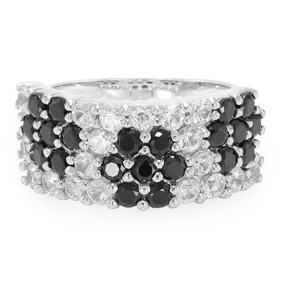 Zilveren ring met zwarte spinelstenen