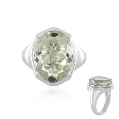 Zilveren ring met een groene amethist