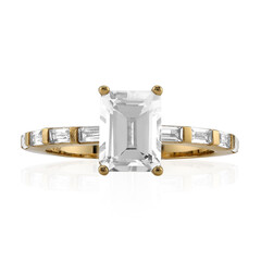 Zilveren ring met een witte topaas