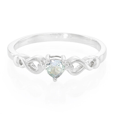 Zilveren ring met een fancy tanzaniet