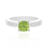 Zilveren ring met een peridoot