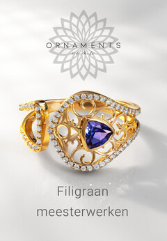 Ornaments by de Melo