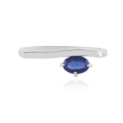 Zilveren ring met een Nepal Kyaniet