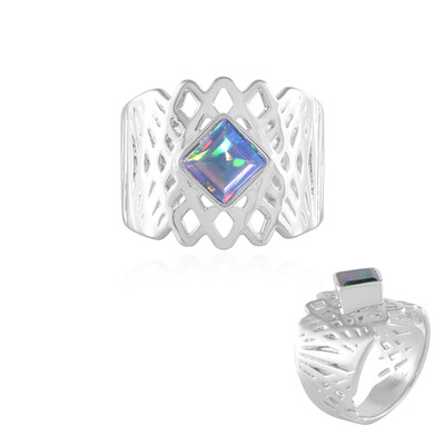 Zilveren ring met een Mezezo opaal (de Melo)