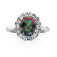 Zilveren ring met een mystieke kwarts