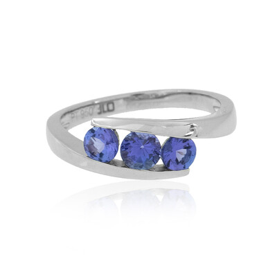 Platinaen ring met een AAA tanzaniet