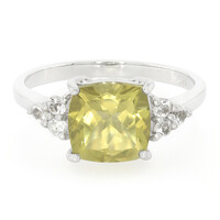 Zilveren ring met een olijven kwarts