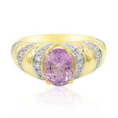 Gouden ring met een Patroke kunziet (de Melo)