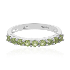 Zilveren ring met peridoots