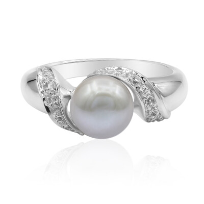 Zilveren ring met een zoetwater kweekparel