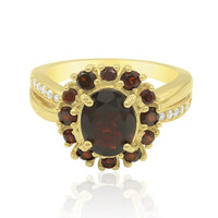 Zilveren ring met een granaat