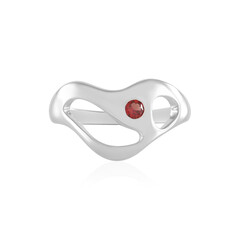Zilveren ring met een Tanzania robijn