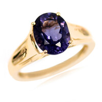 Gouden ring met een bosbes kwarts