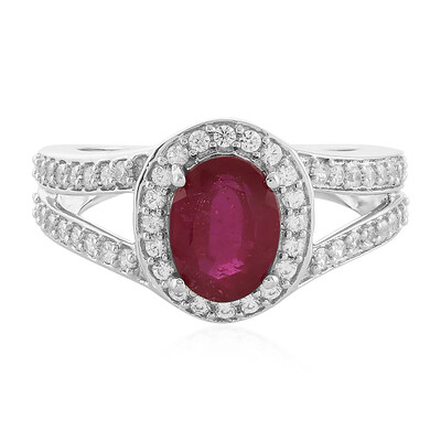 Zilveren ring met een Madagaskar Robijn