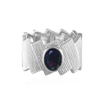 Zilveren ring met een Mezezo opaal (de Melo)