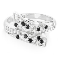 Zilveren ring met zwarte spinelstenen