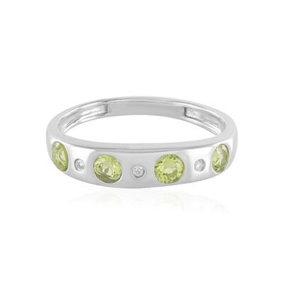 Zilveren ring met peridoots