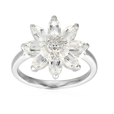 Zilveren ring met witte topaasstenen