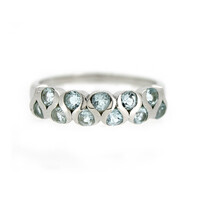 Zilveren ring met hemel-blauwe topaasstenen