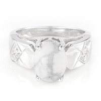 Zilveren ring met een howliet