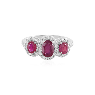 Zilveren ring met een Madagaskar Robijn