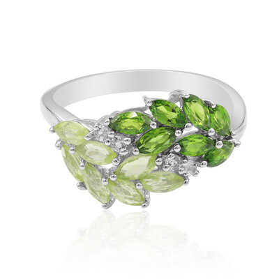 Zilveren ring met peridoots
