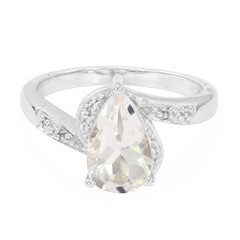 Zilveren ring met een morganiet