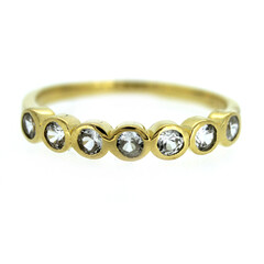 Zilveren ring met zirkonen