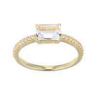 Zilveren ring met een witte topaas