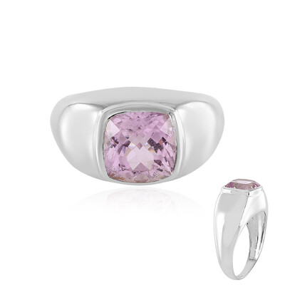 Zilveren ring met een kunziet