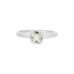 Zilveren ring met een groene amethist