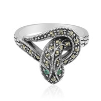 Zilveren ring met smaragden