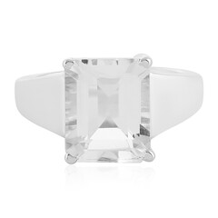 Zilveren ring met een witte kwarts