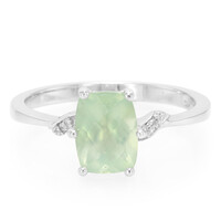 Zilveren ring met een prehniet