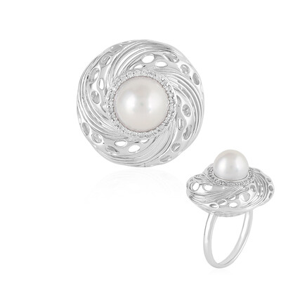 Gouden ring met een Witte zoetwater kweekparel (Ornaments by de Melo)