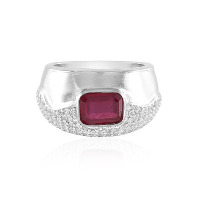 Zilveren ring met een Madagaskar Robijn (de Melo)