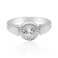 Zilveren ring met een witte topaas