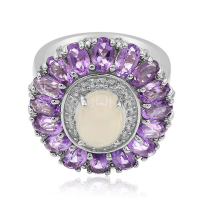 Zilveren ring met een Welo-opaal