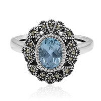 Zilveren ring met een hemel-blauwe topaas