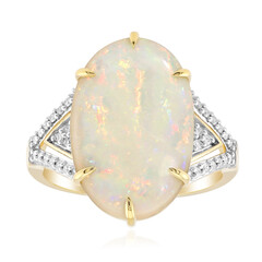 Gouden ring met een Braziliaanse witte opaal