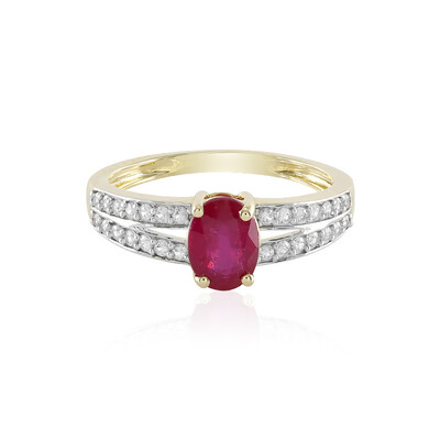 Gouden ring met een Madagaskar Robijn