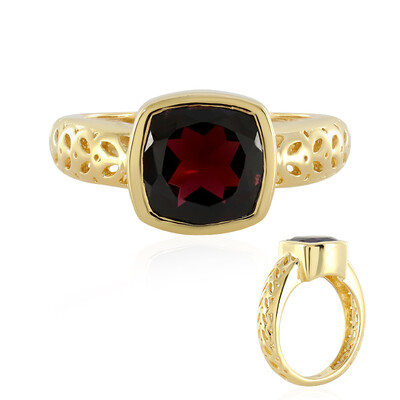 Zilveren ring met een rhodliet