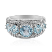 Zilveren ring met een hemel-blauwe topaas