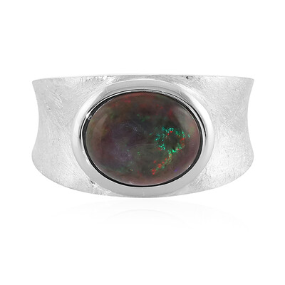 Zilveren ring met een Mezezo opaal