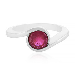 Zilveren ring met een Madagaskar Robijn