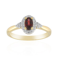 Gouden ring met een Songea robijn