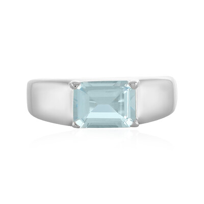 Zilveren ring met een hemel-blauwe topaas