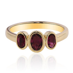 Gouden ring met een rubeliet (Tenner Diniz)