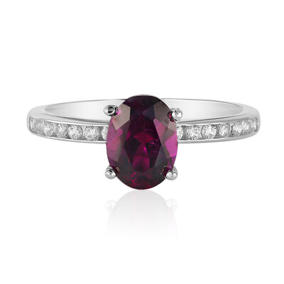 Zilveren ring met een rhodliet