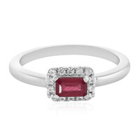 Zilveren ring met een Madagaskar Robijn
